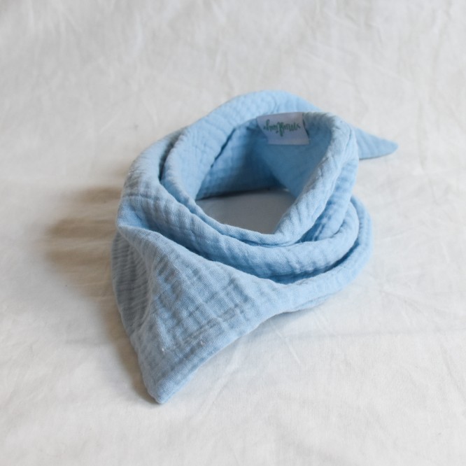 Szalik trójkątny muślinowy BŁĘKIT