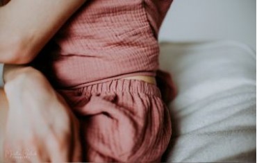 Jak wybrać piżamę damską do spania, żeby była naprawdę wygodna?
