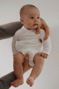 Muślinowe body kopertowe