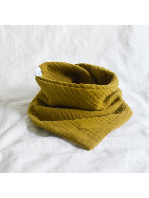 Szalik trójkątny muślinowy OLIWKA