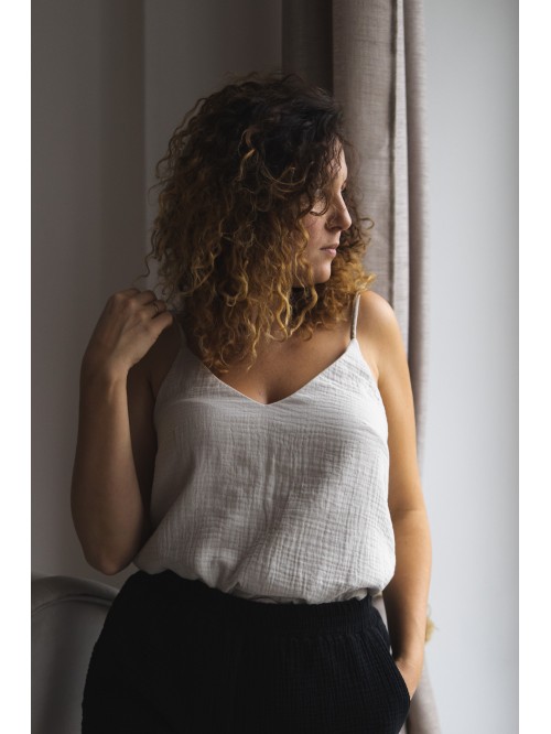 Klasyczny top na ramiączkach CZARNY