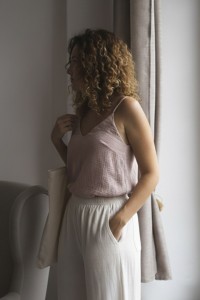 Klasyczny top na ramiączkach  JASNY BRUDNY RÓŻ